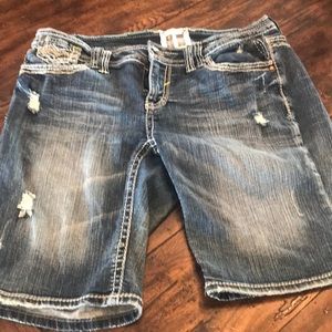 Women’s Hydraulic Bermuda shorts